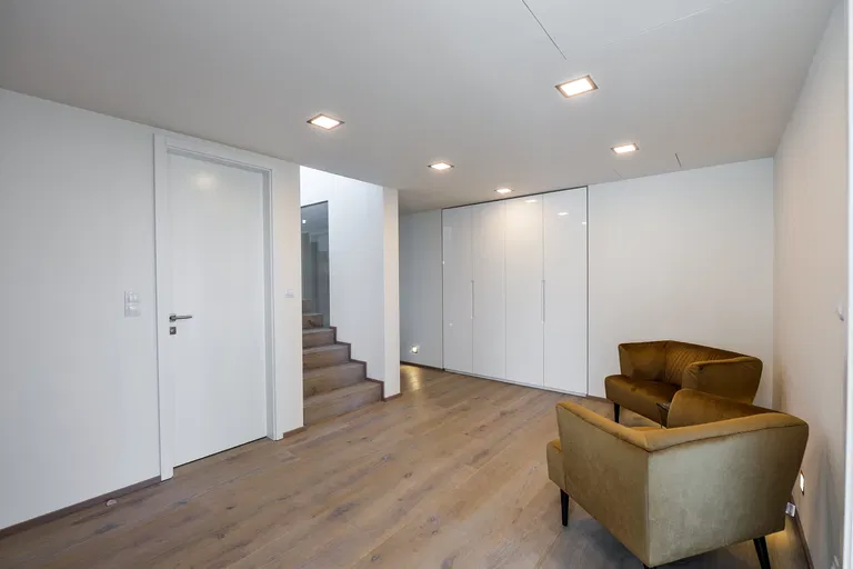 Sanderova, Holešovice - Prague 7 | Sale, Apartment, Four-bedroom (5+kk), 523 m²
