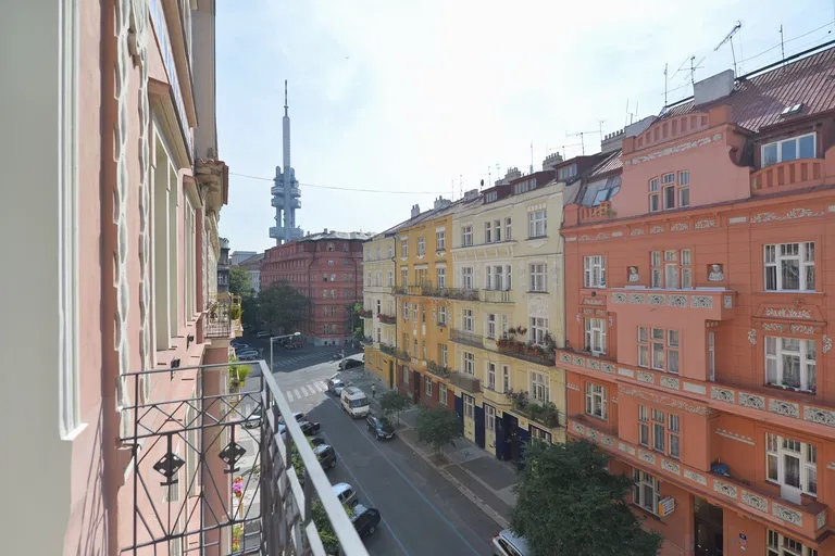 Na Švihance, Vinohrady - Praha 2 | Prenájom, Byt, 2-izbový, 83 m²