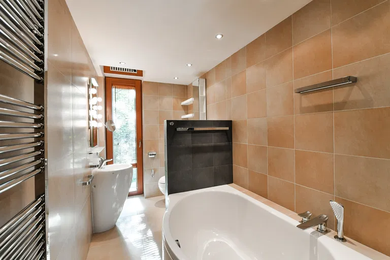Pod Kaštany, Bubeneč - Praha 6 | Predaj, Byt, 4-izbový, 171 m²
