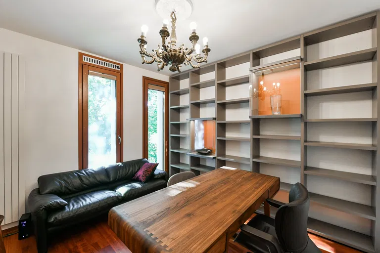 Pod Kaštany, Bubeneč - Praha 6 | Predaj, Byt, 4-izbový, 171 m²