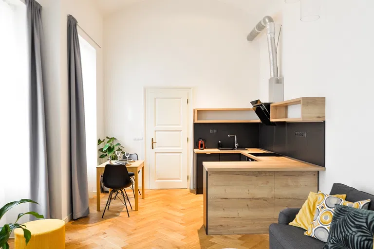 Na Bělidle, Smíchov - Praha 5 | Prenájom, Byt, 2-izbový, 79 m²