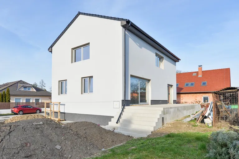 Poděbradova, Úvaly - Praha-východ | Predaj, Rodinný dom, 5-izbový, 240 m²