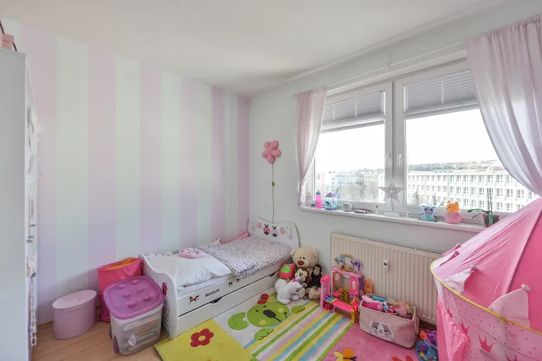 Přípotoční, Vršovice - Prague 10 | Sale, Apartment, Three-bedroom (4+kk), 101 m²