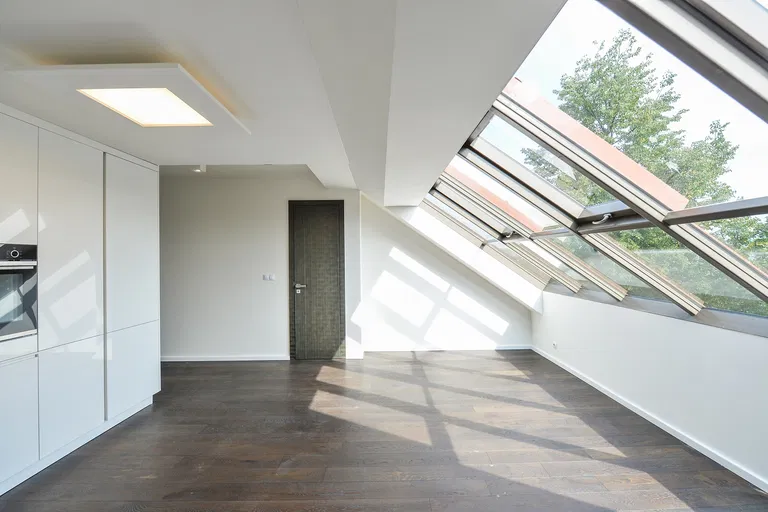 Štursova, Bubeneč - Praha 6 | Prenájom, Byt, 3-izbový, 153 m²