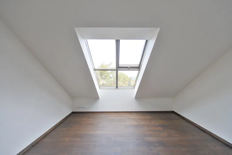 Štursova, Bubeneč - Praha 6 | Prenájom, Byt, 3-izbový, 153 m²