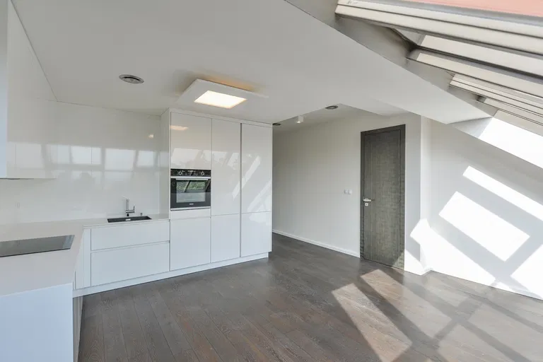 Štursova, Bubeneč - Praha 6 | Prenájom, Byt, 3-izbový, 153 m²