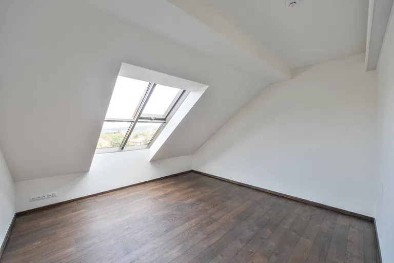 Štursova, Bubeneč - Praha 6 | Prenájom, Byt, 3-izbový, 153 m²