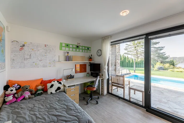 Klenovice - Příbram | Sale, House, Three-bedroom (4+kk), 177 m²
