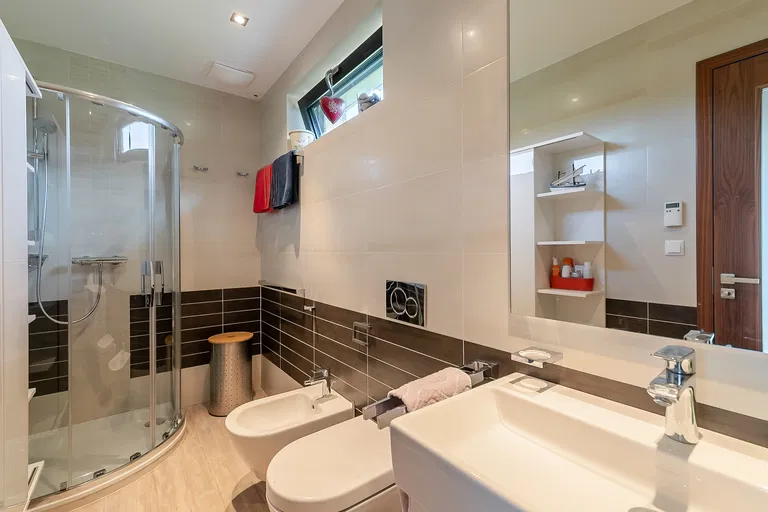 Klenovice - Příbram | Sale, House, Three-bedroom (4+kk), 177 m²