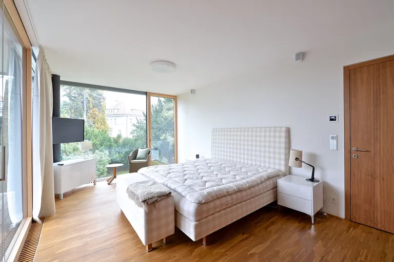 Českomalínská, Bubeneč - Praha 6 | Prenájom, Rodinný dom, 7-izbový, 460 m²