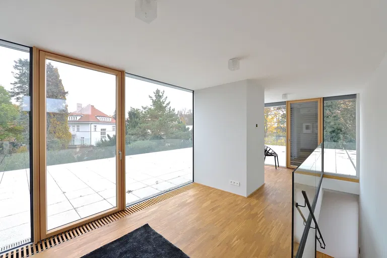 Českomalínská, Bubeneč - Praha 6 | Prenájom, Rodinný dom, 7-izbový, 460 m²