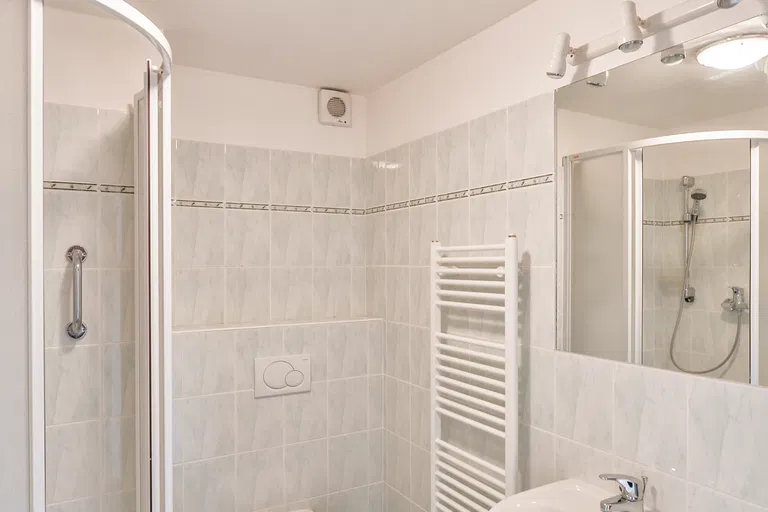 Březinova, Karlín - Praha 8 | Prenájom, Byt, 5-izbový, 217 m²