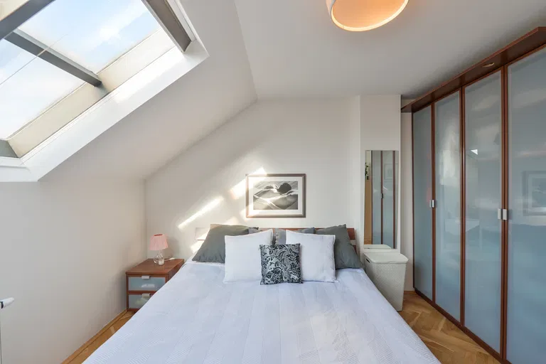 Francouzská, Vinohrady - Prague 2 | Sale, Apartment, One-bedroom (2+kk), 69 m²