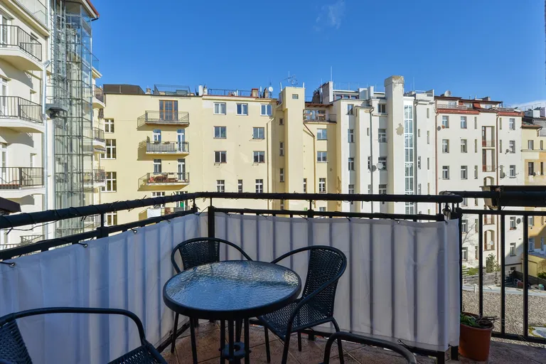 Francouzská, Vinohrady - Prague 2 | Sale, Apartment, One-bedroom (2+kk), 69 m²