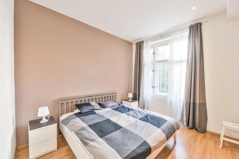 Francouzská, Vinohrady - Praha 2 | Prenájom, Byt, 2-izbový, 48 m²