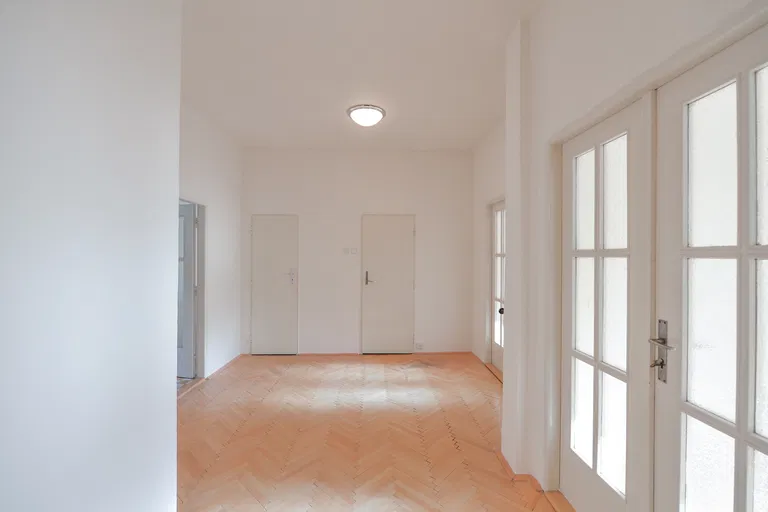 Nuselská, Nusle - Prague 4 | Rent, Apartment, One-bedroom (2+1), 92 m²