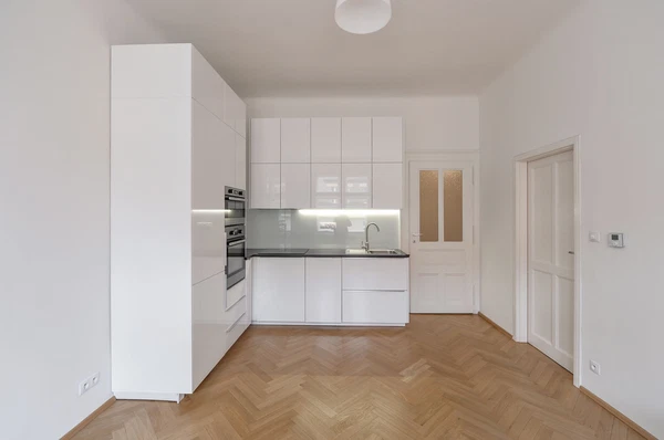 Slavíkova, Vinohrady - Praha 2 | Pronájem, Byt, 2+kk, 50 m²