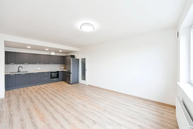 Sedlářova, Kbely - Prague 9 | Rent, Apartment, Two-bedroom (3+kk), 77 m²
