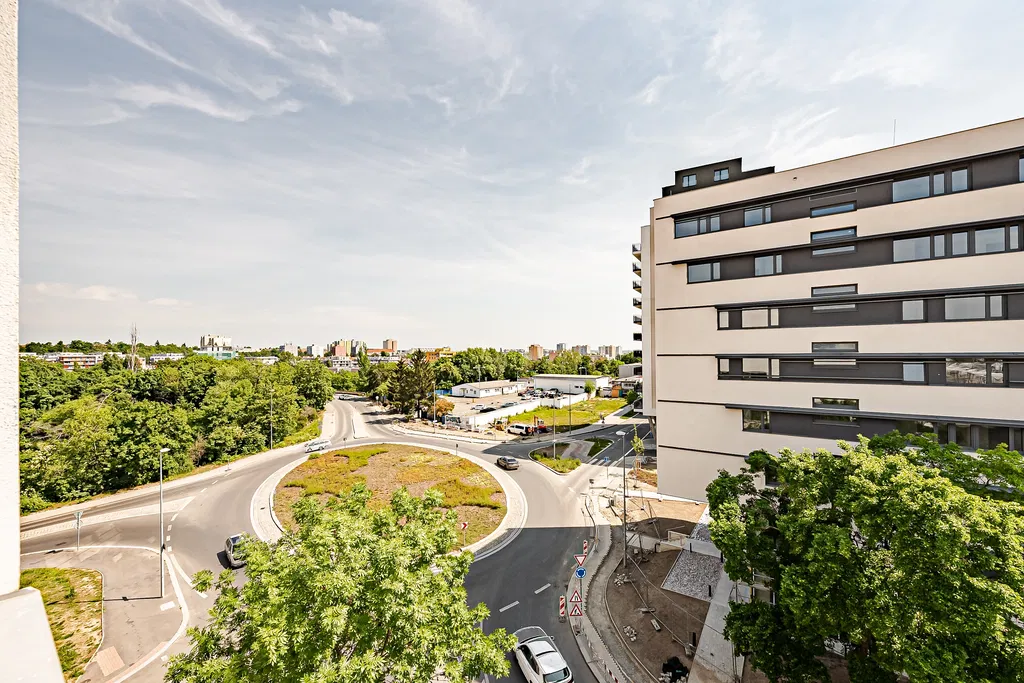 U Nákladového nádraží, Strašnice - Praha 3 | Pronájem, Administrativní budova, 2 521 m²