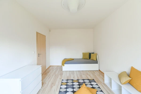 Nepelova, Hloubětín - Prague 9 | Rent, Apartment, Two-bedroom (3+kk), 71 m²