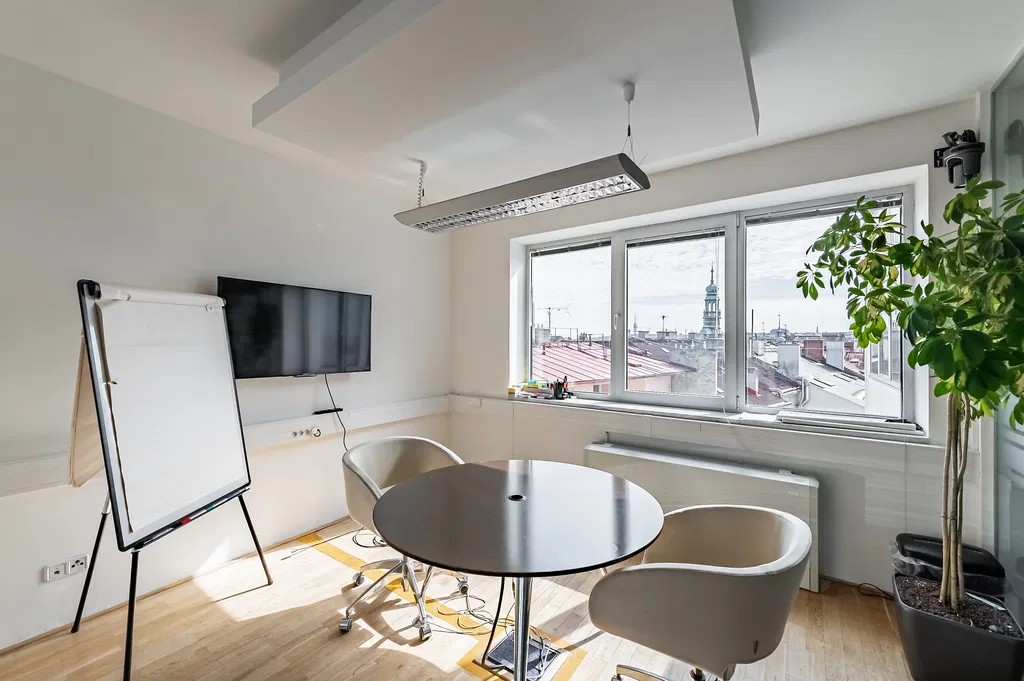 Štefánikova, Smíchov - Praha 5 | Pronájem, Administrativní budova, 313 m²