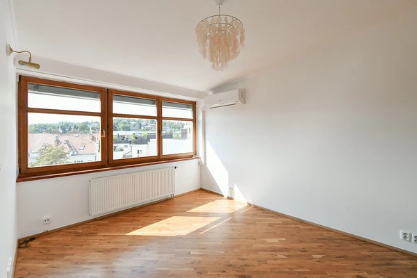 Studentská, Dejvice - Prague 6 | Rent, Apartment, Three-bedroom (4+kk), 123 m²