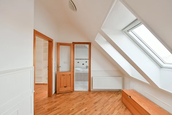 Studentská, Dejvice - Prague 6 | Rent, Apartment, Three-bedroom (4+kk), 123 m²