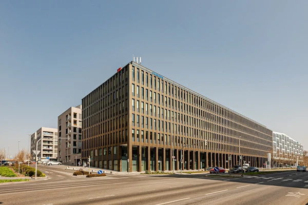 Rohanské nábřeží, Karlín - Prague 8 | Rent, Office building, 3 483 m²