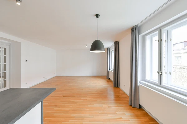 Národní obrany, Bubeneč - Prague 6 | Rent, Apartment, Two-bedroom (3+kk), 97 m²