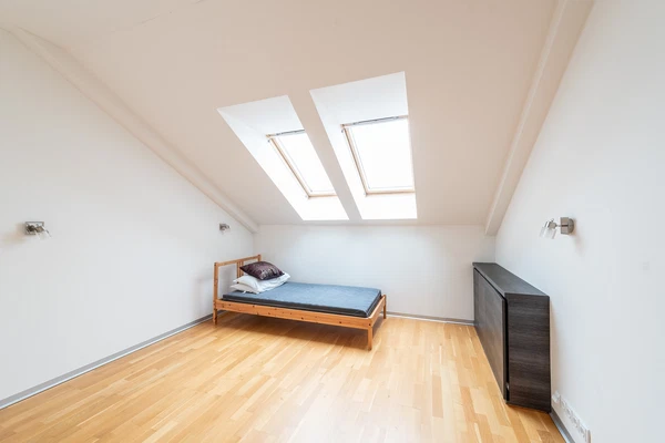 Hlboká cesta, Staré Mesto - Bratislava I | Pronájem, Byt, 4+kk, 118 m²