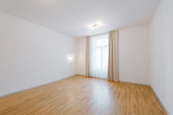 Hlboká cesta, Staré Mesto - Bratislava I | Rent, Apartment, Two-bedroom (3+kk), 164 m²