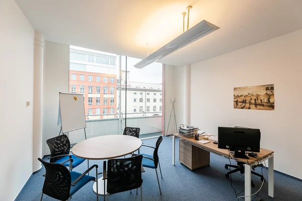 Křižíkova, Karlín - Prague 8 | Rent, Office building, 1 371 m²