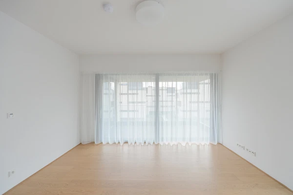 U Laboratoře, Střešovice - Prague 6 | Rent, Apartment, Three-bedroom (4+kk), 176 m²