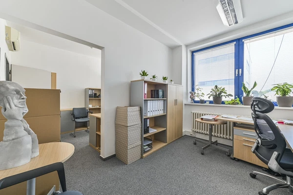 Karloveská, Karlova Ves - Bratislava IV | Rent, Office building, 1 310 m²