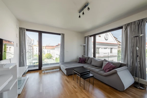 Korunní, Vinohrady - Prague 10 | Rent, Apartment, Three-bedroom (4+kk), 97 m²