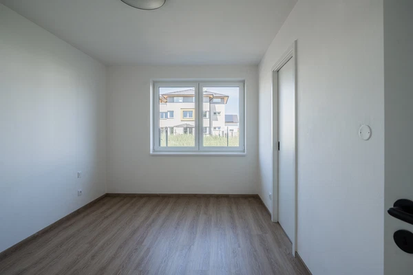 Otakara Kádnera, Úhonice - Praha-západ | Rent, Apartment, Three-bedroom (4+kk), 105 m²