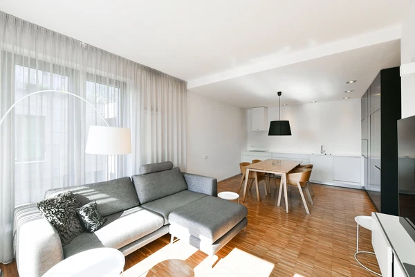 Javorová, Kobylisy - Praha 8 | Pronájem, Byt, 3+kk, 85 m²