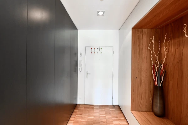 Javorová, Kobylisy - Praha 8 | Pronájem, Byt, 3+kk, 85 m²