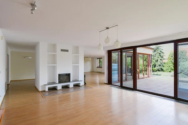 K Holyni, Slivenec - Prague 5 | Rent, House, Six-bedroom (7+1), 450 m²