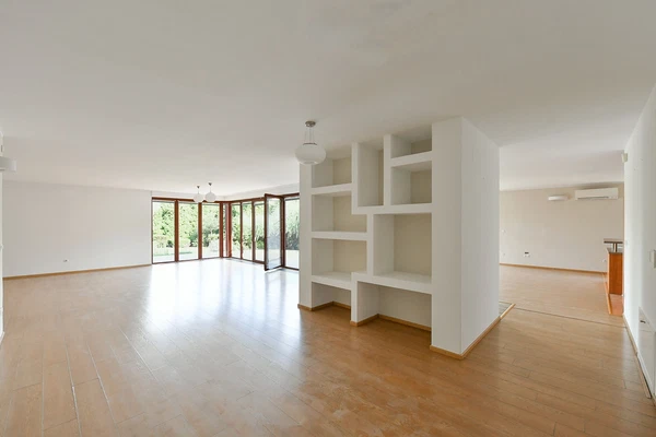 K Holyni, Slivenec - Prague 5 | Rent, House, Six-bedroom (7+1), 450 m²