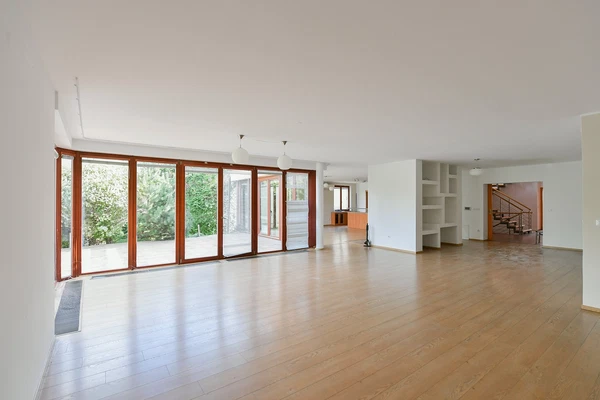 K Holyni, Slivenec - Prague 5 | Rent, House, Six-bedroom (7+1), 450 m²