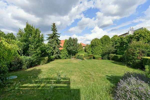 K Holyni, Slivenec - Prague 5 | Rent, House, Six-bedroom (7+1), 450 m²