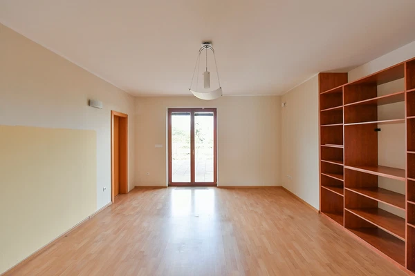 K Holyni, Slivenec - Prague 5 | Rent, House, Six-bedroom (7+1), 450 m²