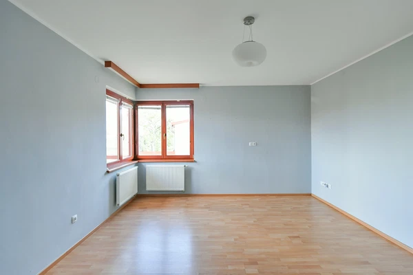 K Holyni, Slivenec - Prague 5 | Rent, House, Six-bedroom (7+1), 450 m²