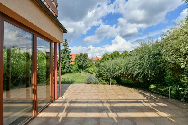 K Holyni, Slivenec - Prague 5 | Rent, House, Six-bedroom (7+1), 450 m²