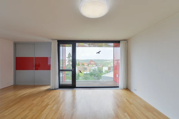 Nobelova, Vokovice - Prague 6 | Rent, Apartment, Three-bedroom (4+kk), 119 m²