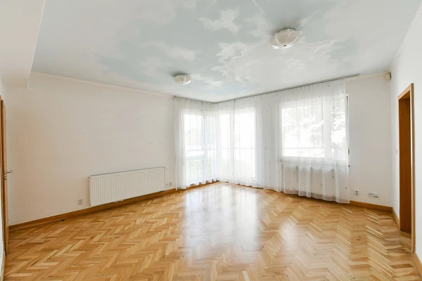 Nad Petruskou, Vinohrady - Prague 2 | Rent, Apartment, Three-bedroom (4+1), 161 m²