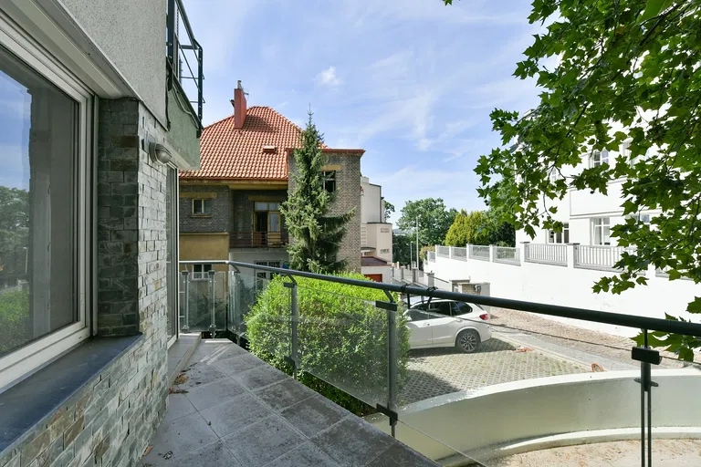 Nad Petruskou, Vinohrady - Prague 2 | Rent, Apartment, Three-bedroom (4+1), 180 m²