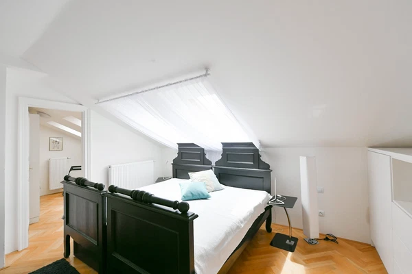 Šmeralova, Bubeneč - Praha 7 | Pronájem, Byt, 4+kk, 152 m²