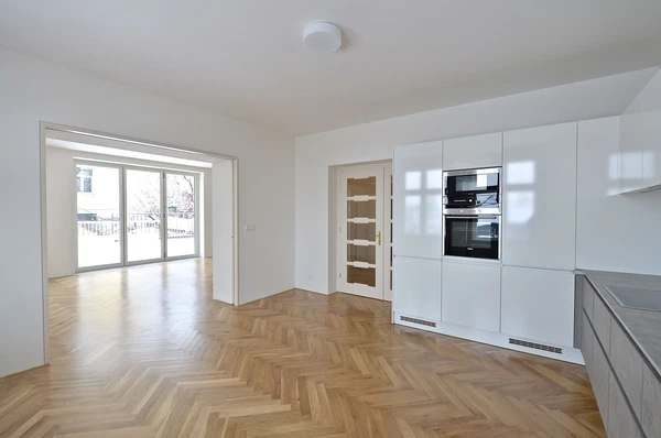 Bratří Čapků, Vinohrady - Prague 10 | Rent, House, Five-bedroom (6+1), 409 m²